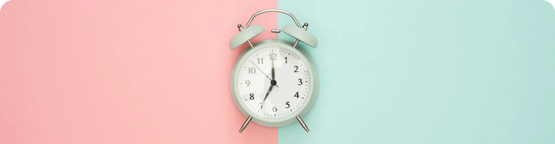 România trece la ora de iarnă în acest weekend