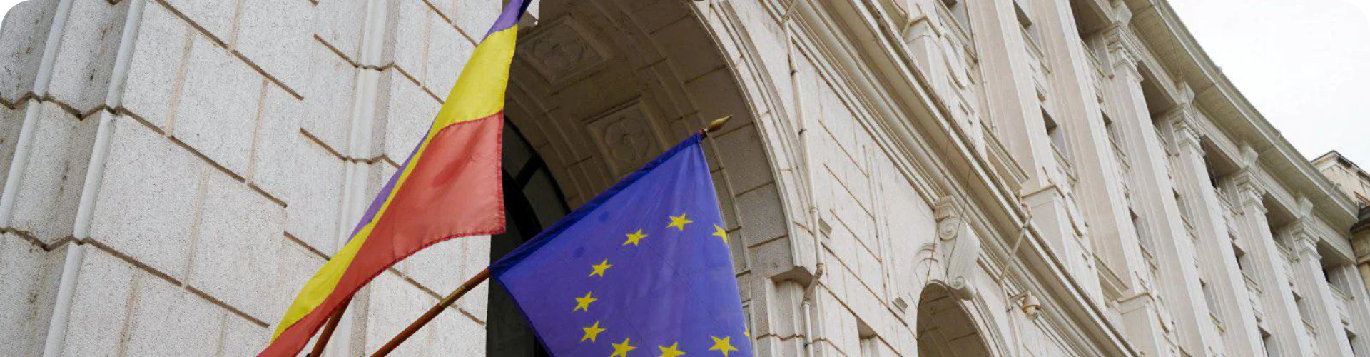 Numărul de posturi ocupate în instituţiile şi autorităţile publice a scăzut